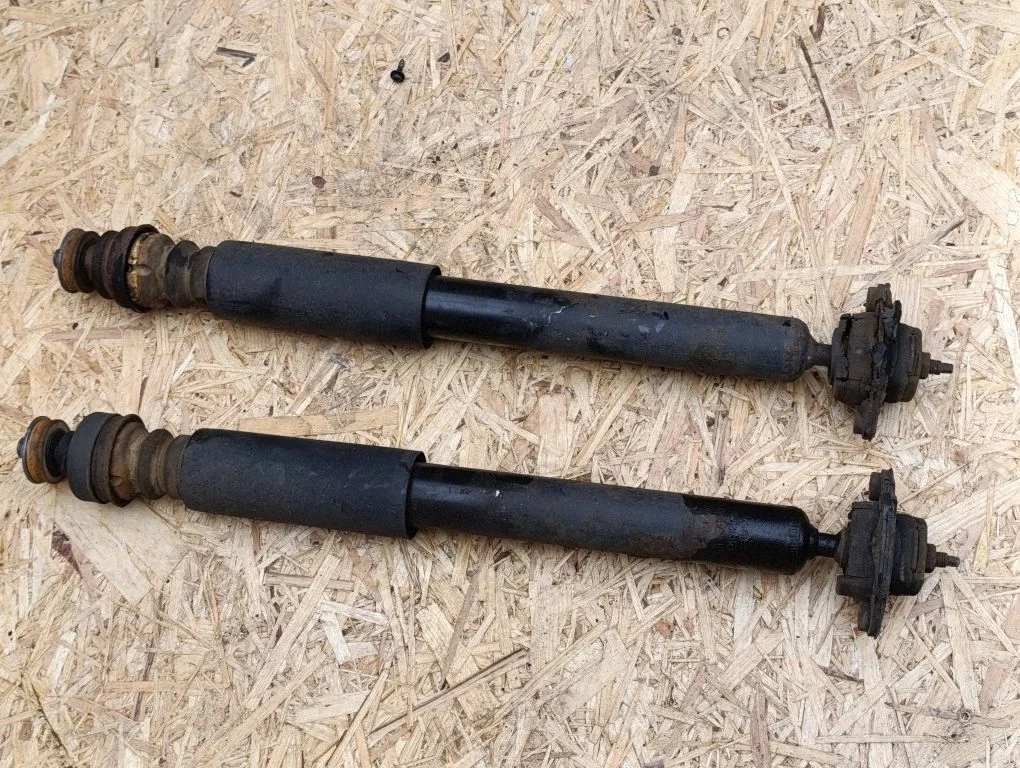 Rear shock absorber/damper – BMW 3 Series E90 E91 (2005-2012)