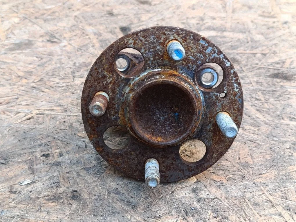 Rear wheel hub – Hyundai Bayon (2021-)