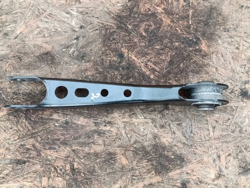 Tagumine õõtshoob LJ9C5B928AB