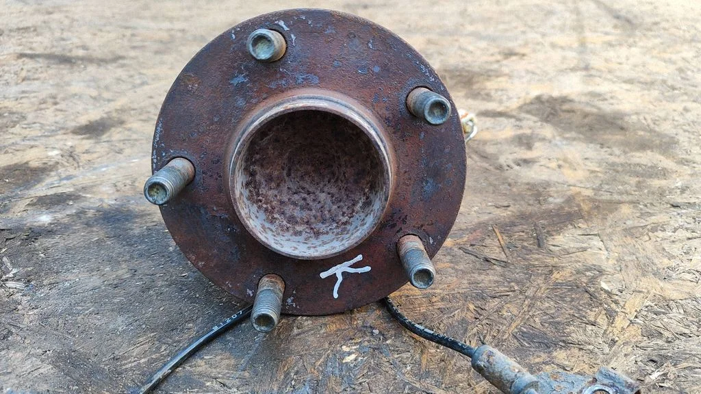 Rear wheel hub – Mazda 6 (2008-2013)