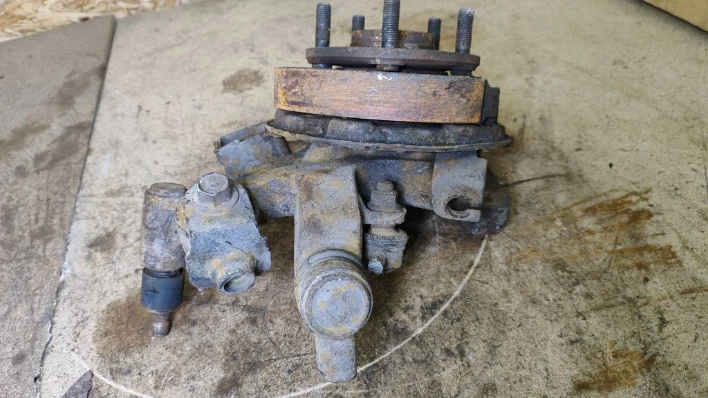 Rear wheel hub – Hyundai Santa Fe (2006-2012)