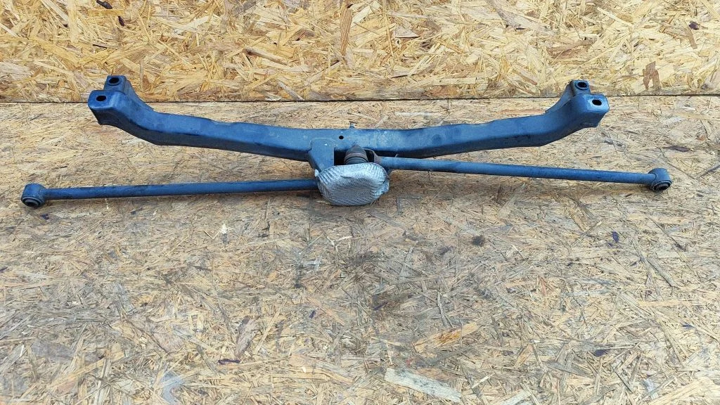 Tagumine stabilisaator – Opel Cascada (2013-)