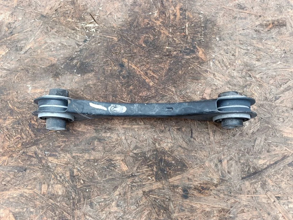 Rear upper control arm/wishbone 1EA501531