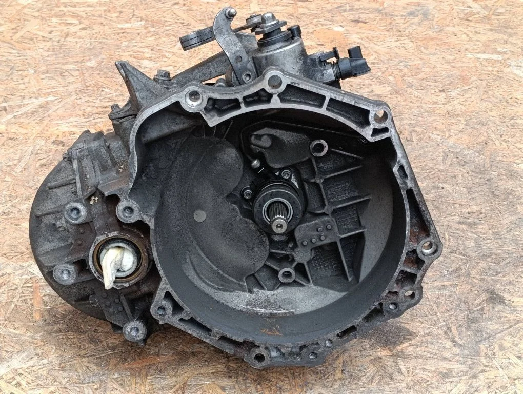 Manual 6 speed gearbox – Opel Astra J (2010-2015)