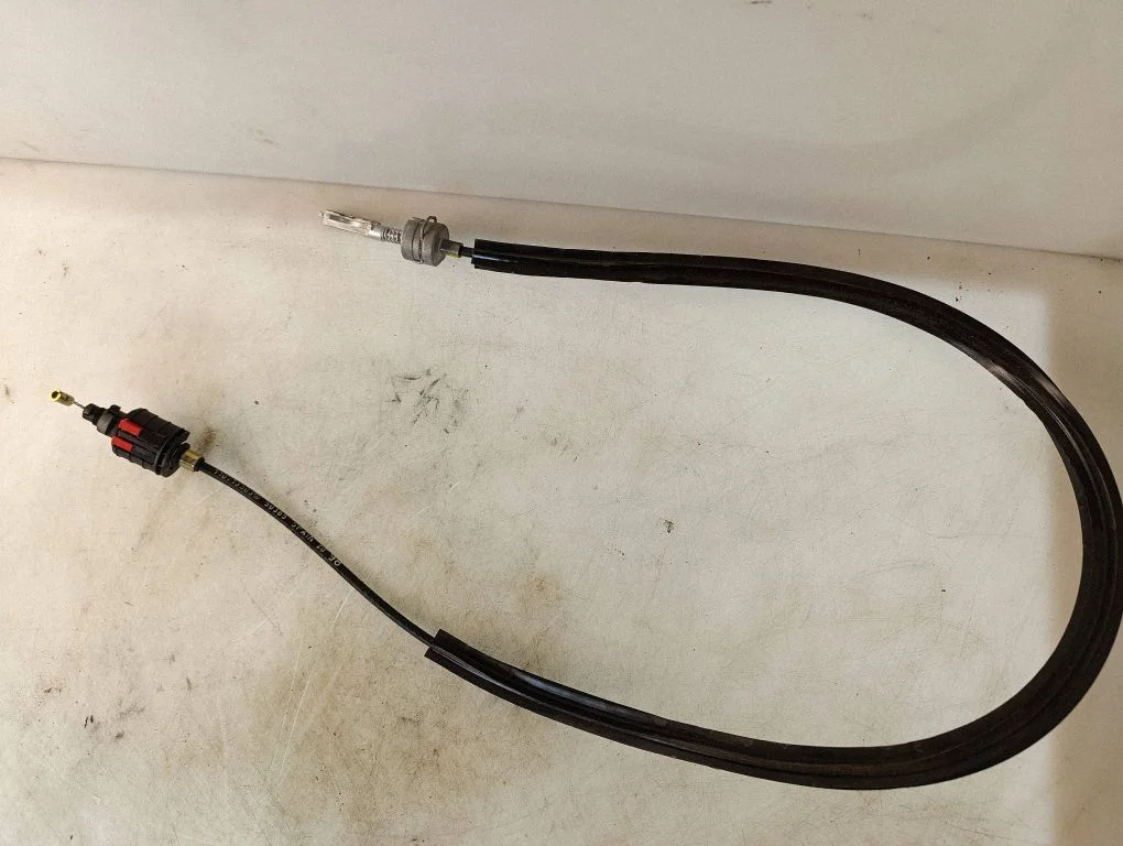 Gear shift cable linkage – Volkswagen Golf IV (1998-2005)