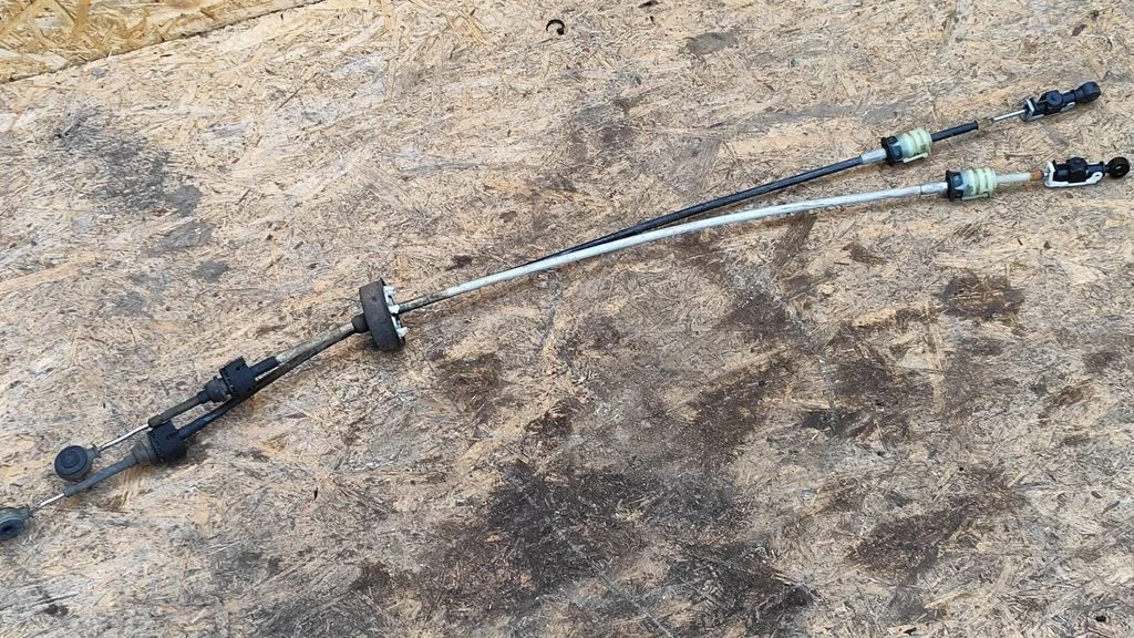 Gear shift cable linkage – Opel Astra H (2004-2012)