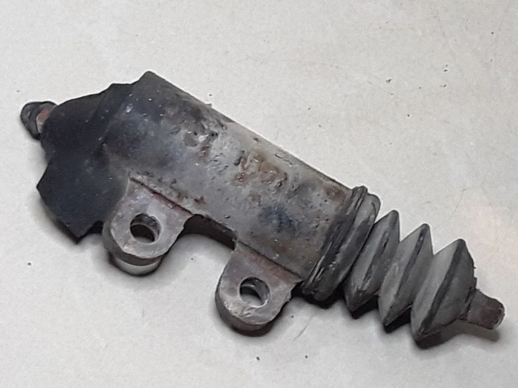 Siduri töösilinder – Toyota Corolla Verso E121 (2001-2004)