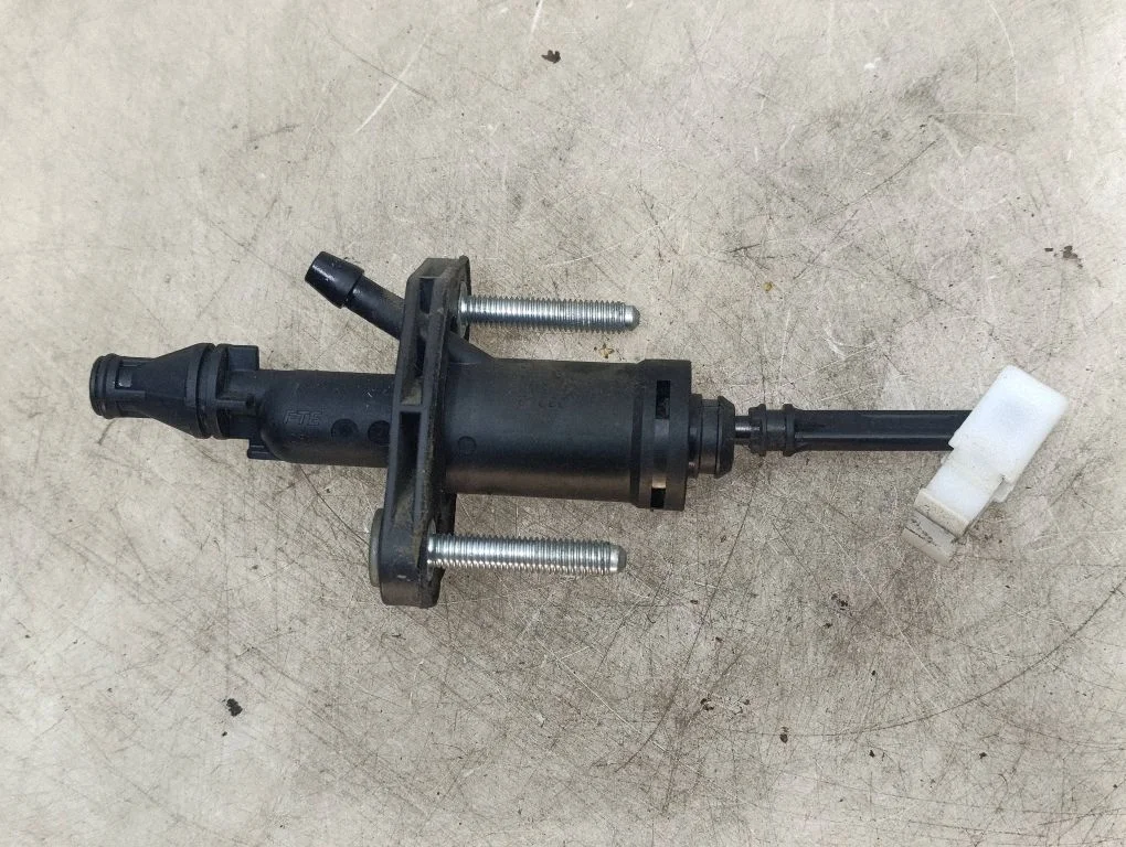 Siduri peasilinder – Opel Astra J (2010-2015)