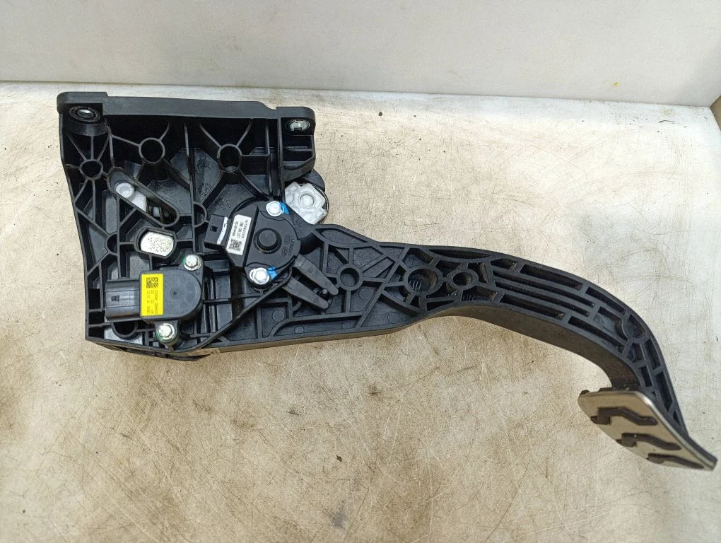 Siduripedaal – Hyundai Bayon (2021-)