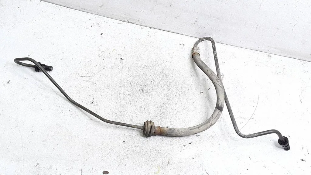 Clutch pipe/line