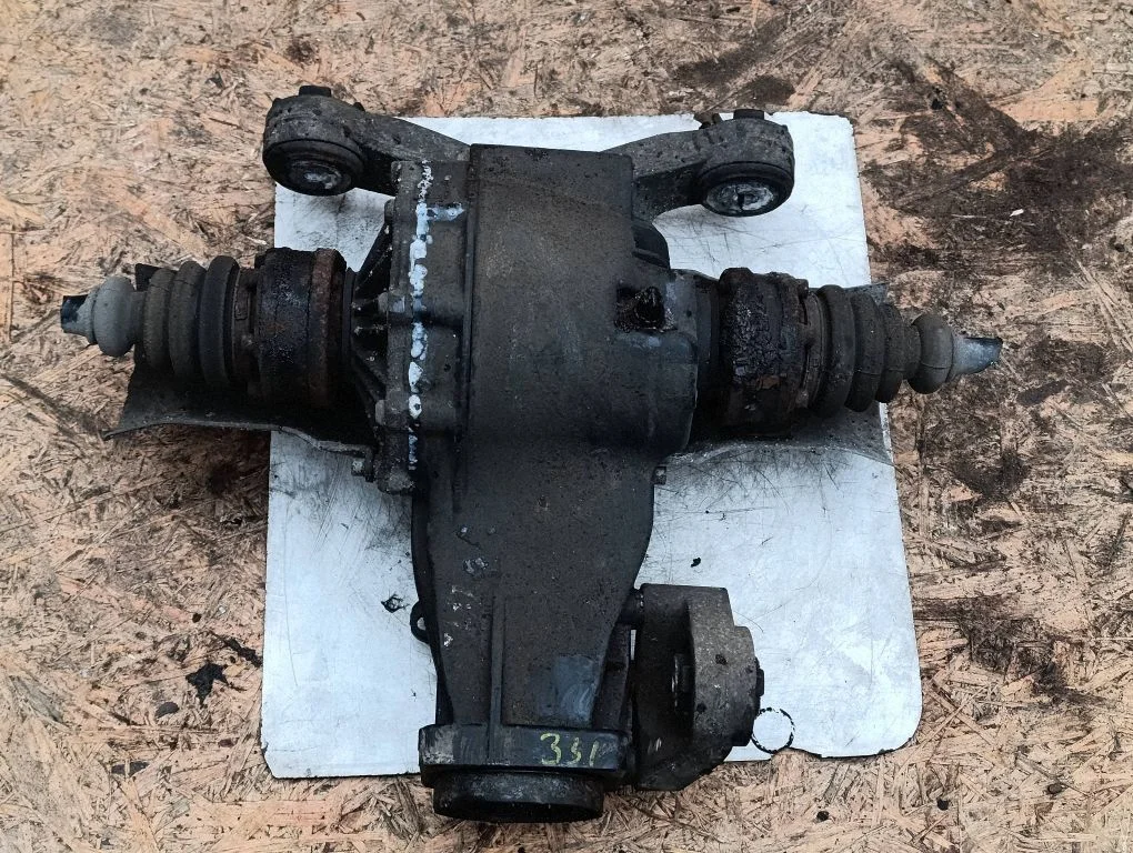 Rear differential 01R525053