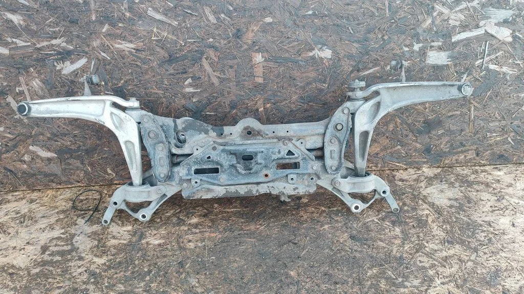 Front axle beam – Honda Civic (2006-2011)