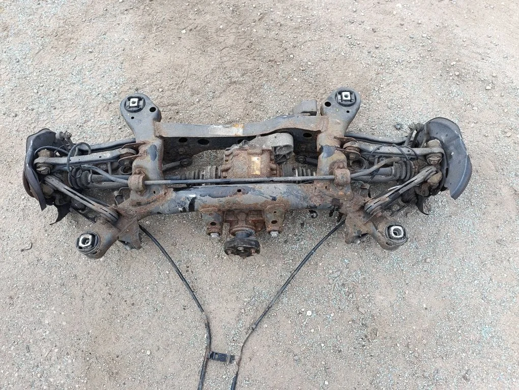 Rear axle beam with reductor – BMW 3 Series E90 E91 (2005-2012)