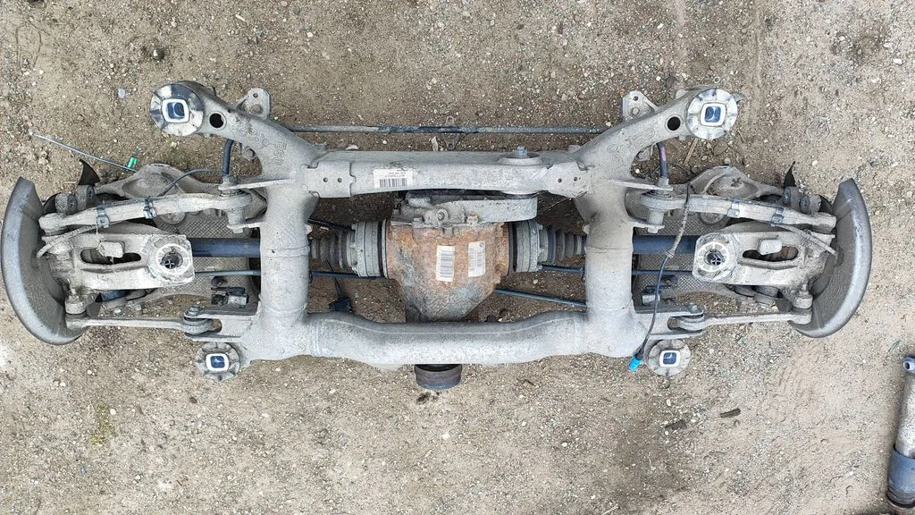 Rear axle beam with reductor – BMW 5 Series E60 E61 (2004-2010)