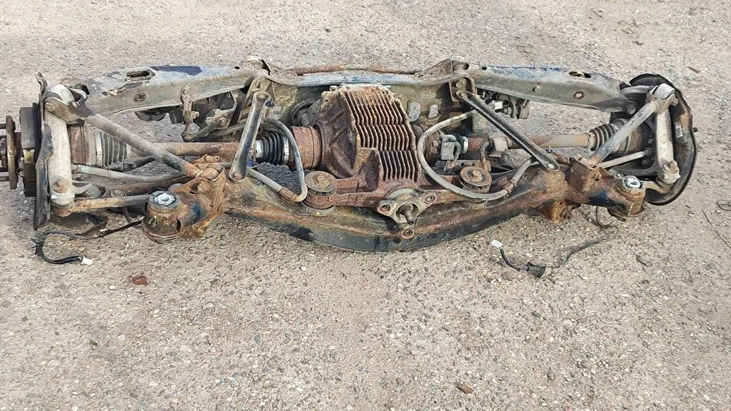 Rear axle beam with reductor – Lexus IS 220D-250-350 (2006-2013)