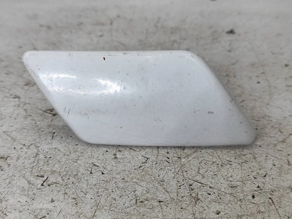 Headlight washer spray nozzle cap/cover 3B0955110A