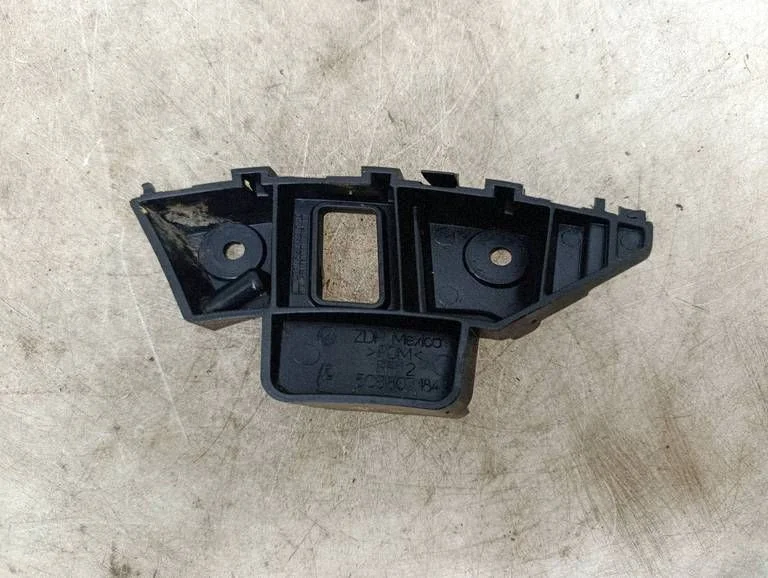 Front bumper mounting bracket – Volkswagen Jetta VI (2011-2018)