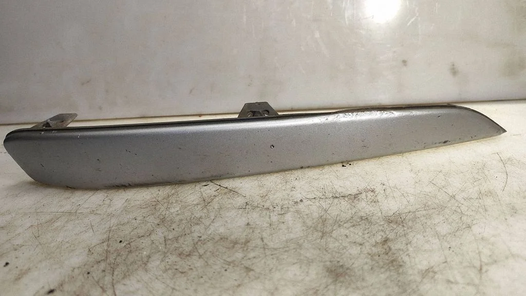 Front bumper splitter molding – Opel Astra H (2004-2012)