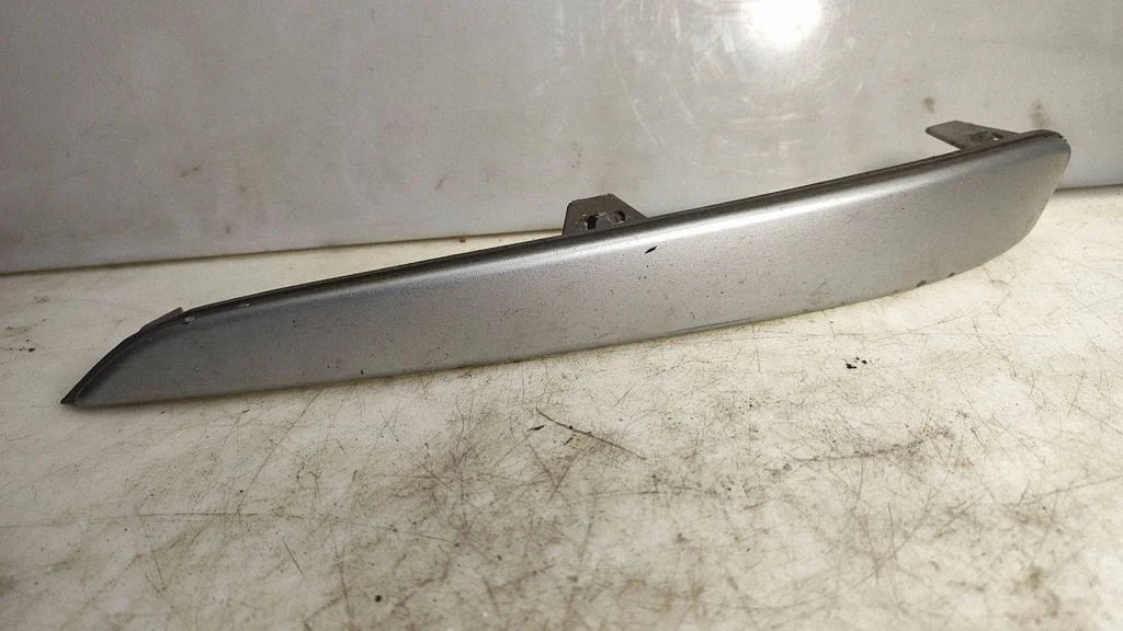 Front bumper splitter molding – Opel Astra H (2004-2012)
