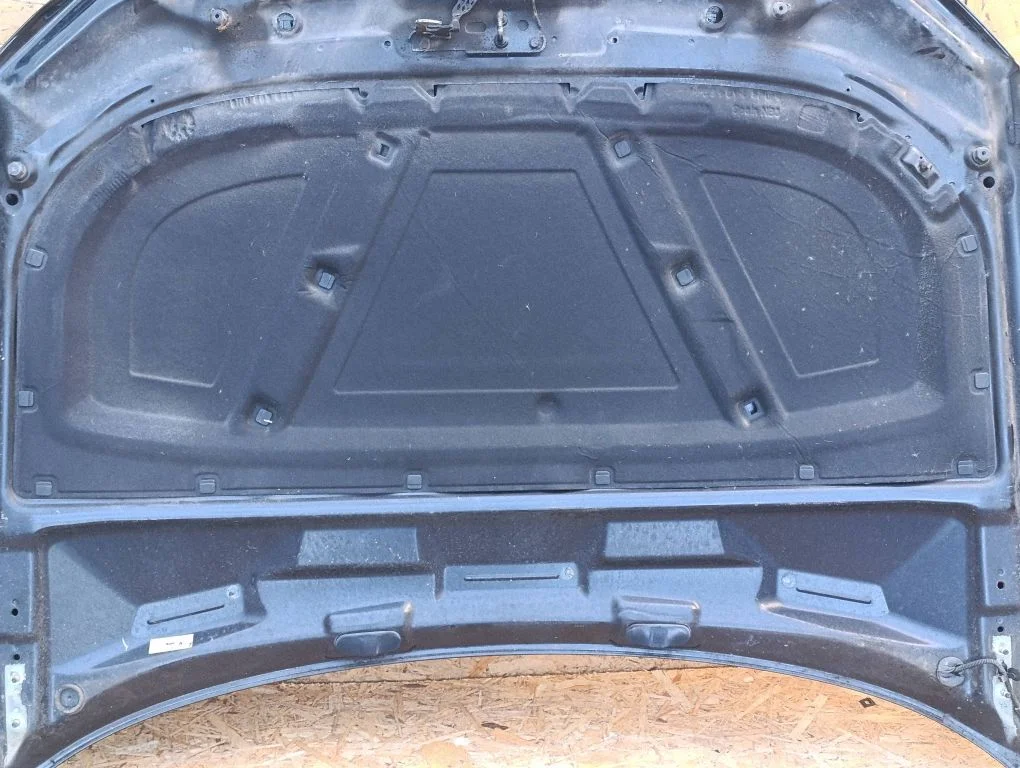 Mootorikapoti heli-/soojusisolatsioon – Seat Exeo (3R) (2008-2013)