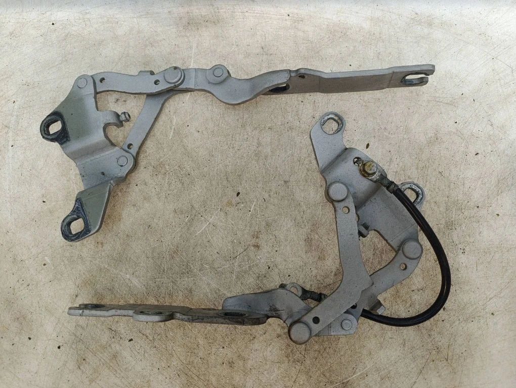 Mootorikapoti hinged 7115264