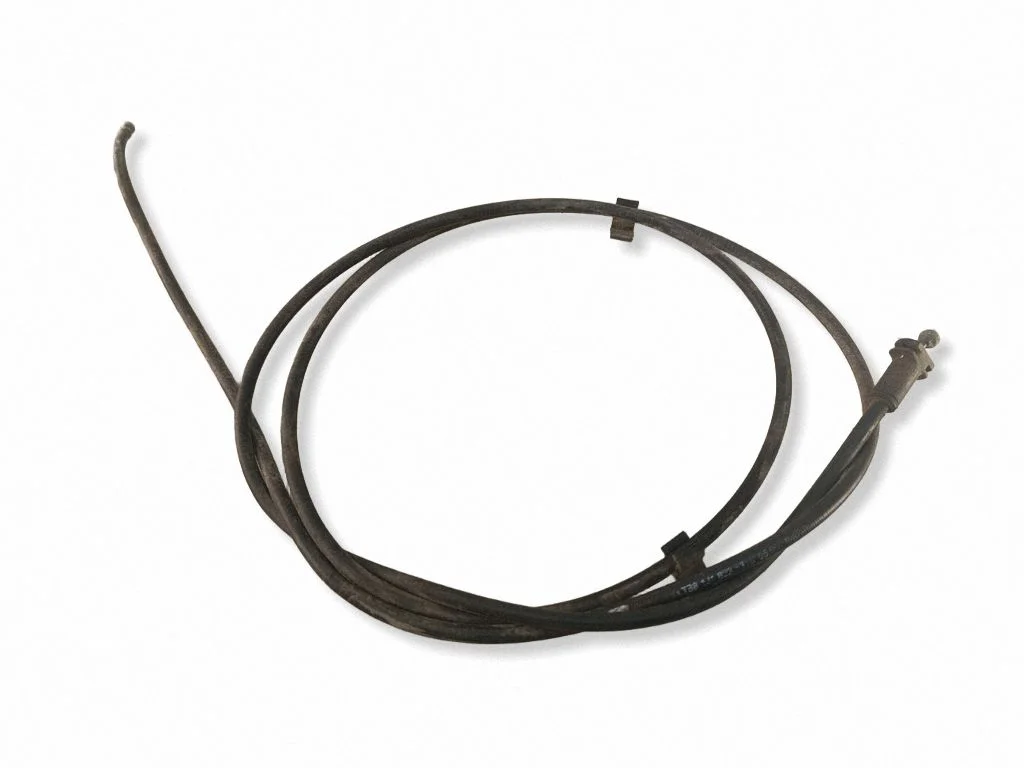 Linka zamka maski – Lexus IS 220D-250-350 (2006-2013)
