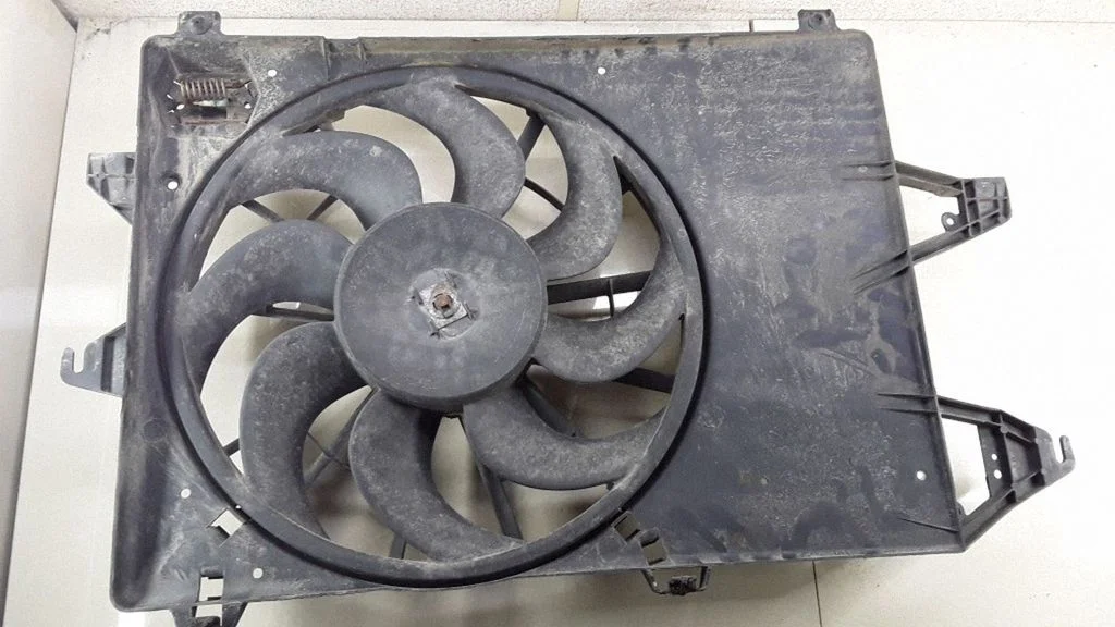 Quarter panel pressure vent – Ford Mondeo Mk III (2000-2007)