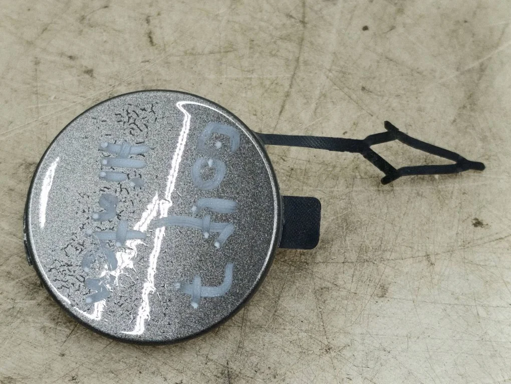 Rear bumper row hook cap/cover – Volkswagen e-Golf (2014-)