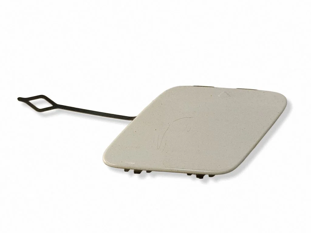 Rear bumper row hook cap/cover – BMW 4 Series F32 F33 (2013-2020)