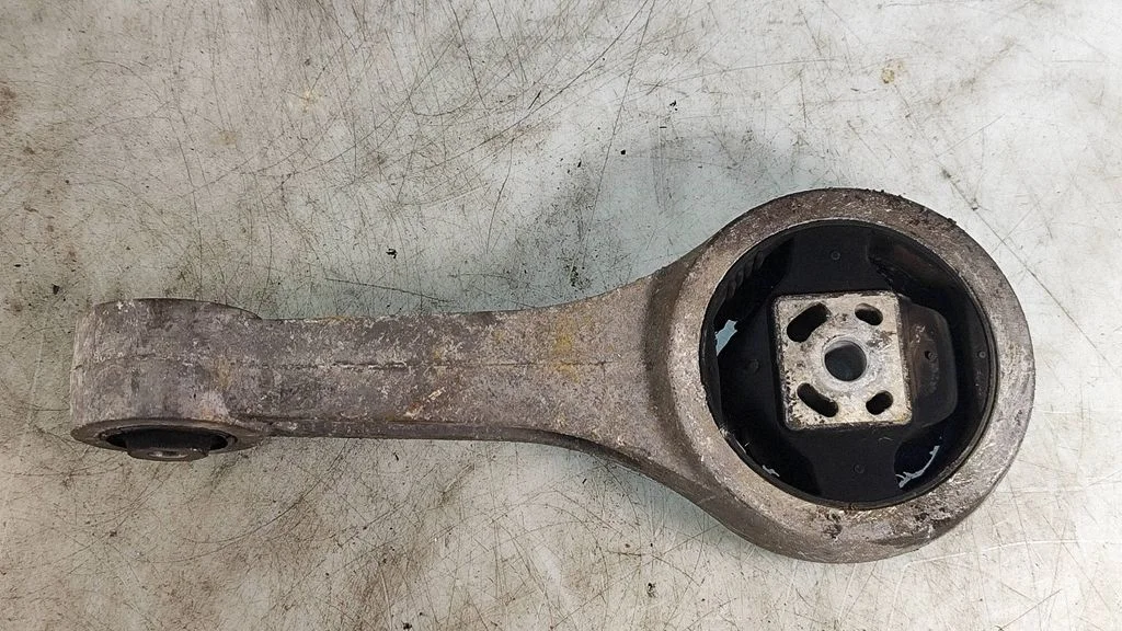 Gearbox mount – Audi A1 (2010-2018)
