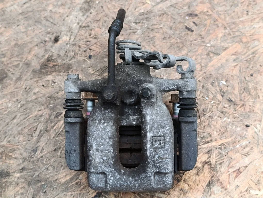 Tagumine pidurisadul – Opel Astra K (2015-2021)
