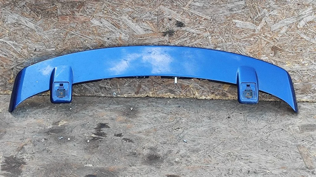 Rear window tailgate spoiler – Scion xA (2004-2006)
