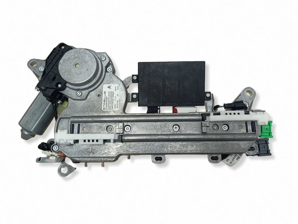 Domykacz klapy bagażnika – Citroen C5 (2008-2016)