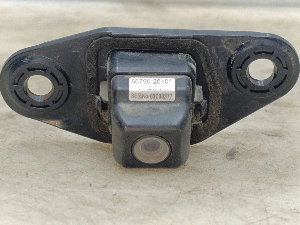Reversing camera – Toyota Avensis T270 (2009-2012)