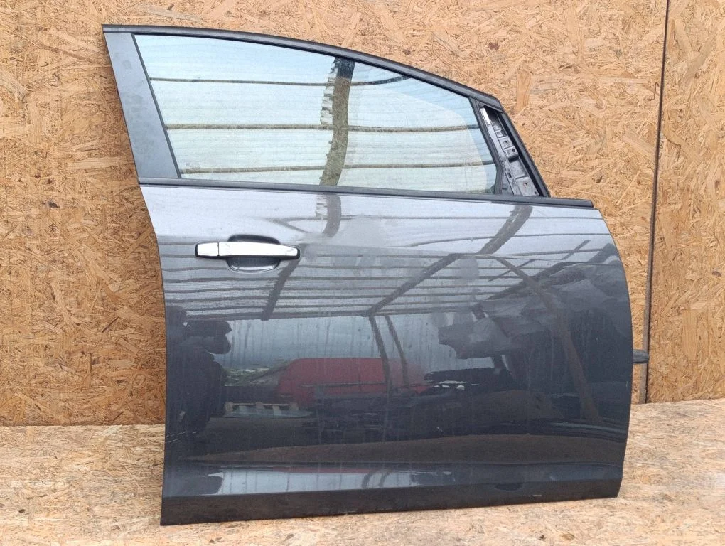 Front door – Opel Astra J (2010-2015)