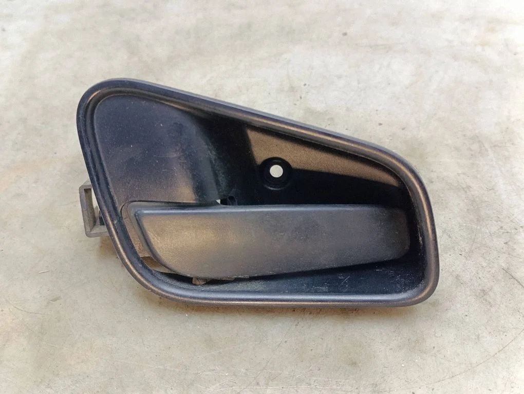 Front door interior handle