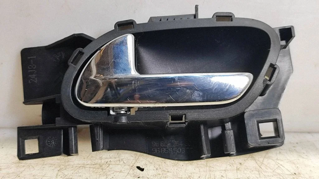 Front door interior handle – Peugeot 308 (2007-2013)
