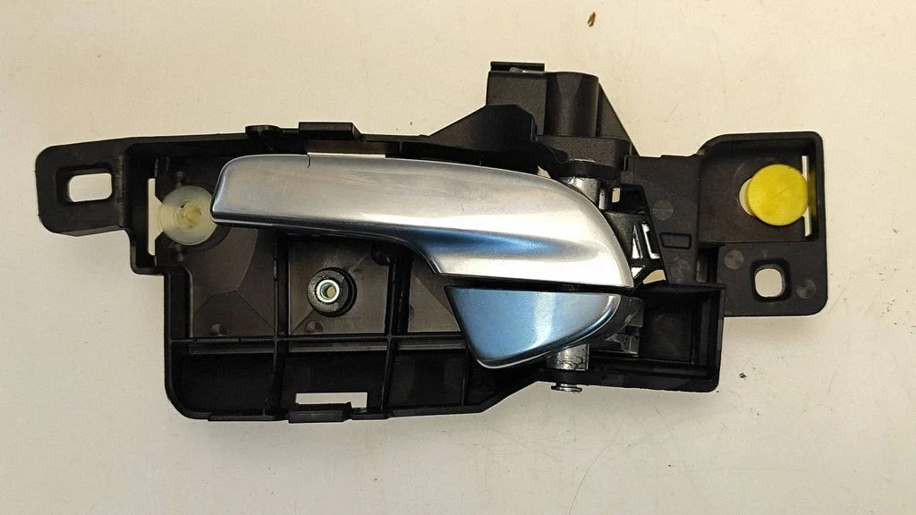 Front door interior handle – Ford Mondeo MK IV (2007-2014)
