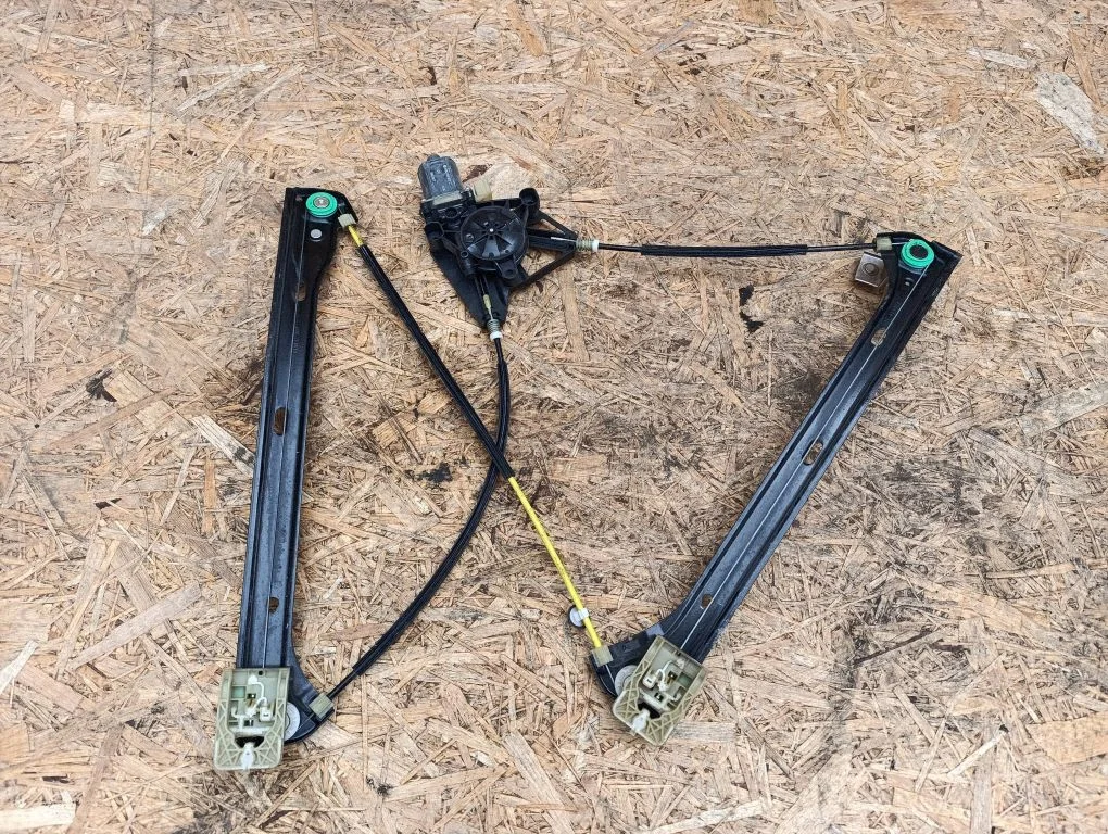 Front door window regulator with motor – Volkswagen e-Golf (2014-)