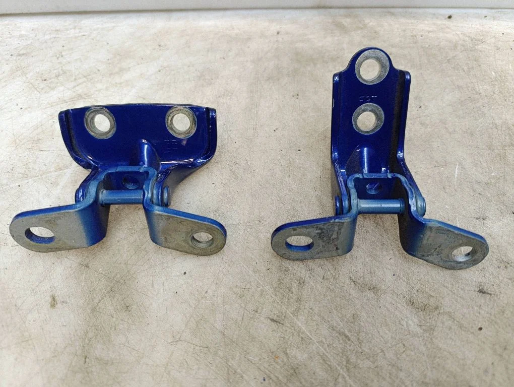 Tagaukse hingede komplekt – Hyundai Bayon (2021-)