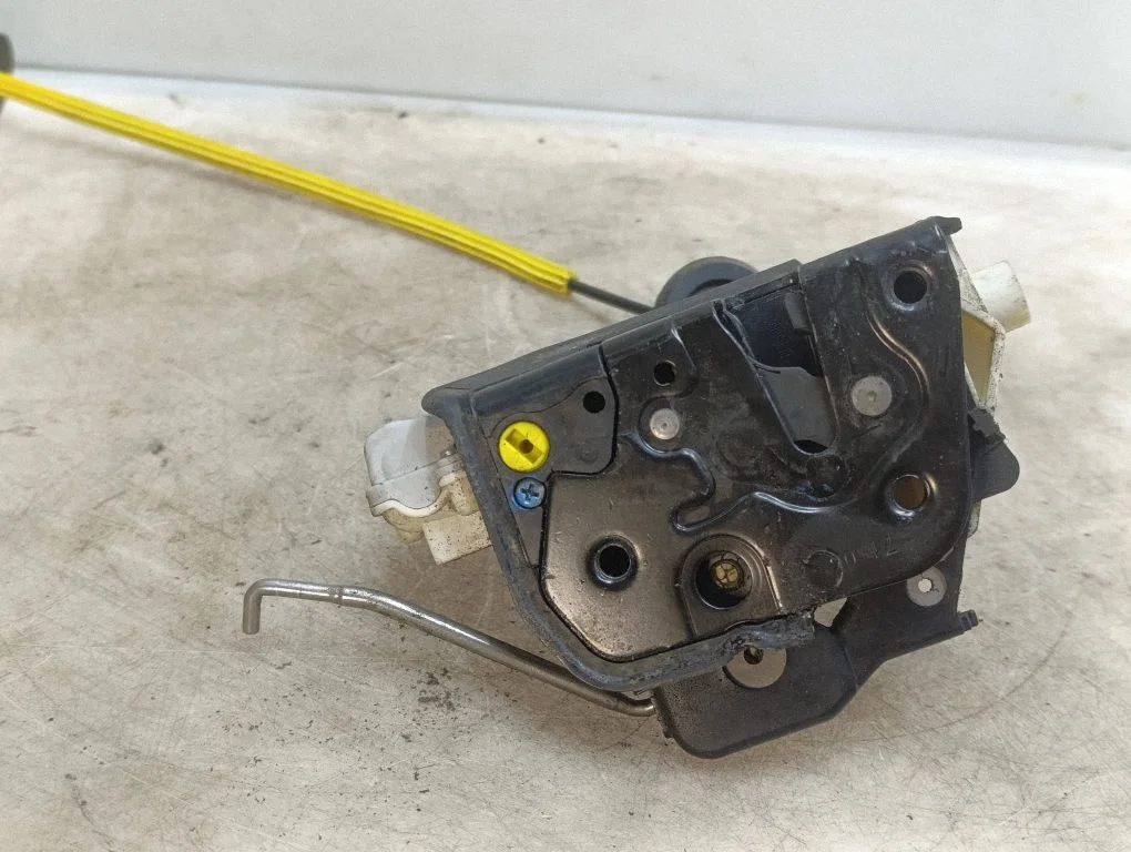 Rear door lock – Audi A6 Allroad C6 (2006-2011)