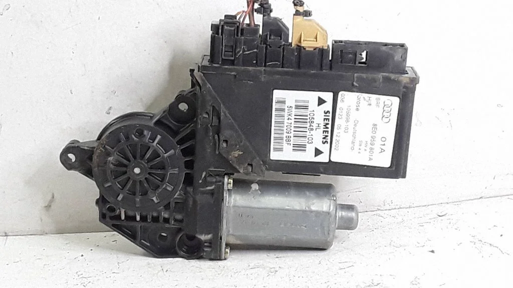 Rear door window regulator motor – Audi A4 S4 B6 8E 8H (2001-2005)