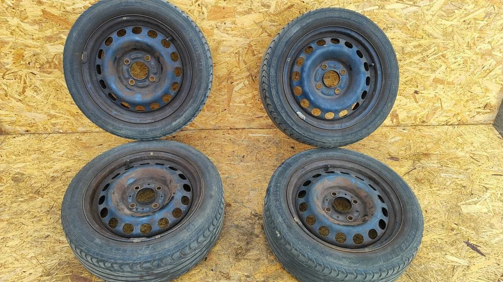 R15 steel rim – Smart ForFour II W453 (2014-)