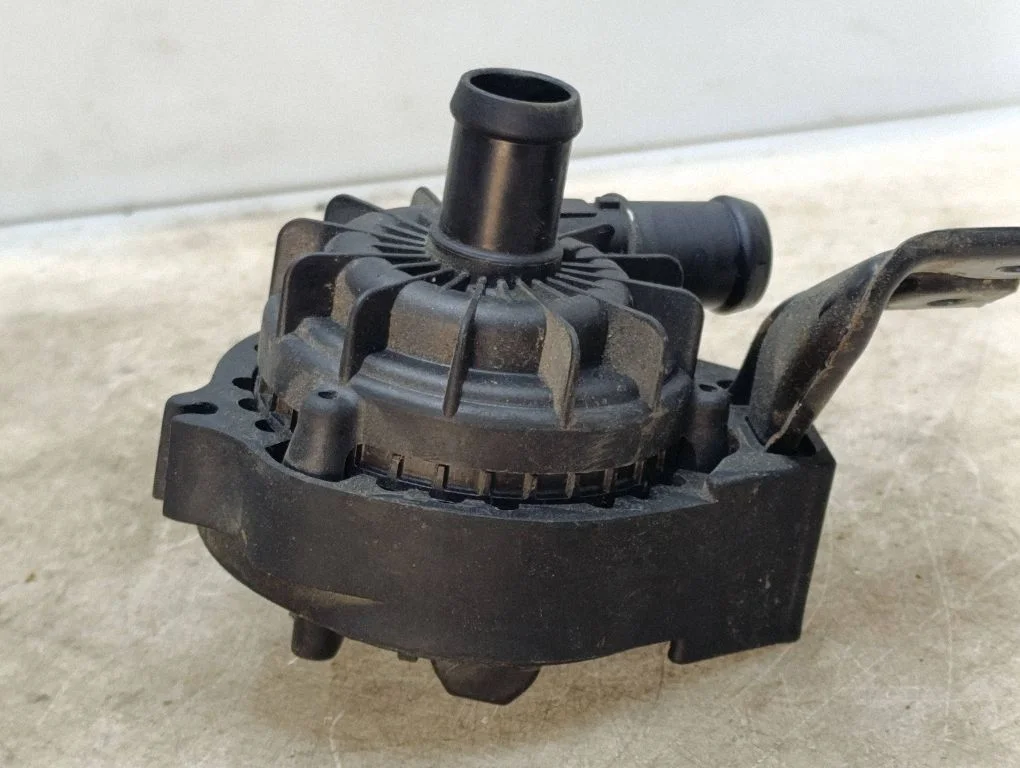 Electric auxiliary coolant/water pump 1EA965567D