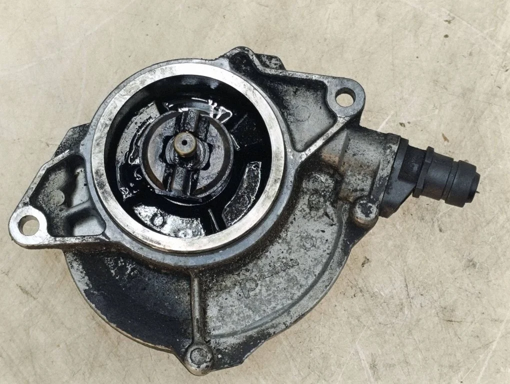 Vaakumpump – Volkswagen Touareg I (2002-2010)