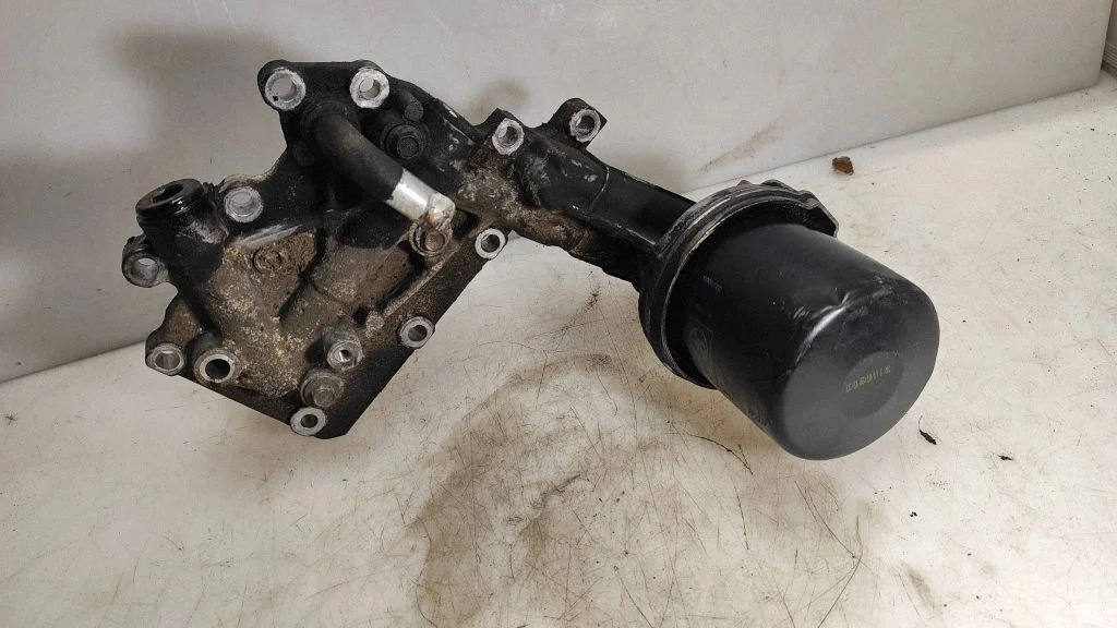 Õlifiltri hoidik/jahuti – Subaru Forester SH (2008-2013)