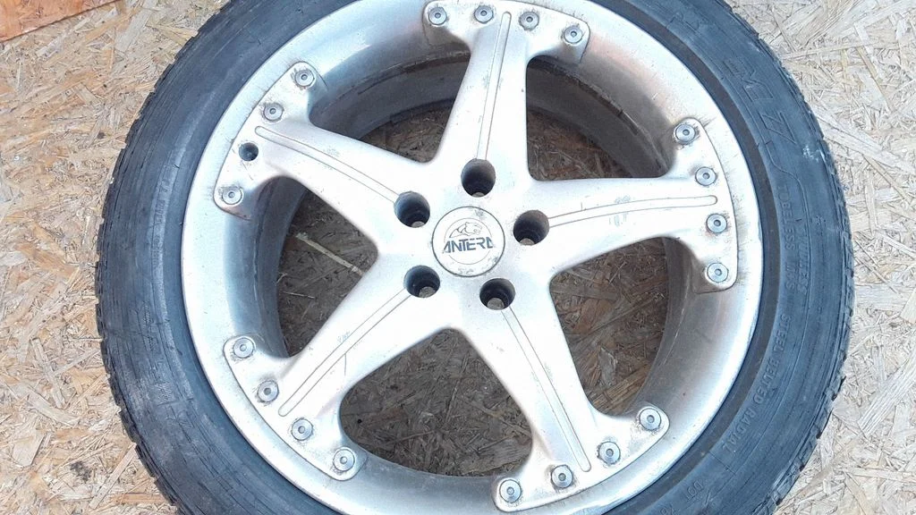 R18 valuvelg (-veljed) – Audi A4 S4 B6 8E 8H (2001-2005)