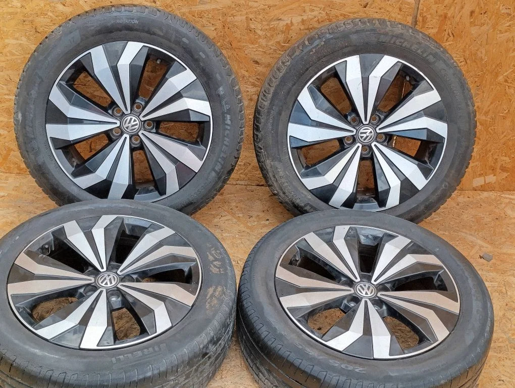 R17 valuvelg (-veljed) – Volkswagen T-Cross (2016-)