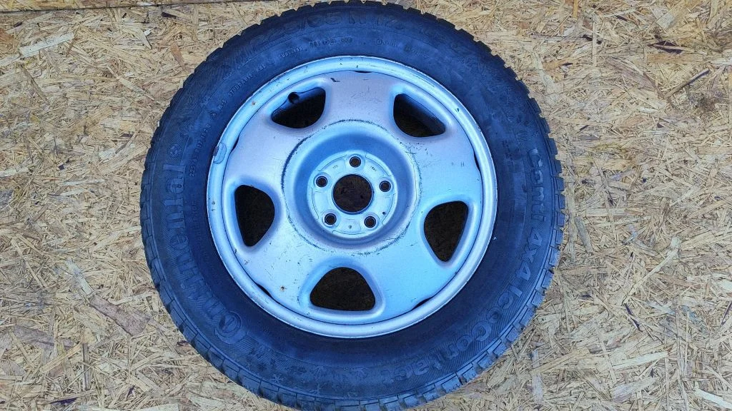 R17 varuratas 22565R17