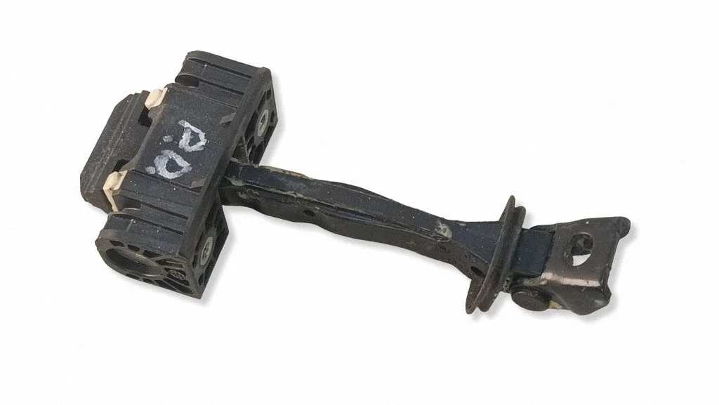 Esiukse avamispiiraja – BMW 4-seeria F32 F33 (2013-2020)